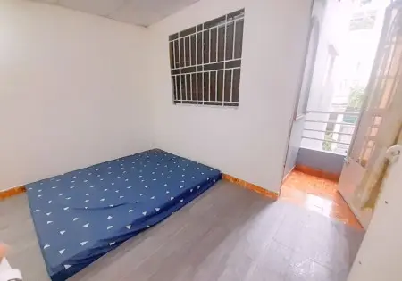 Phòng Trọ Trung Tâm Quận 3,1,5,10, Đầy Đủ Nội Thất, Có Ban Công Thoáng Mát