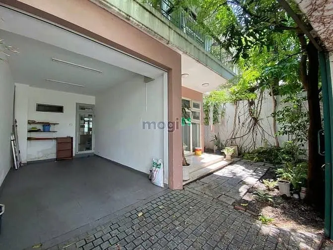 Villa Thảo Điền 250M2 Có Sân Vườn Rộng, Kd Tự Do 2900$