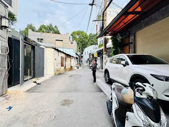 Bán Nhà, Siêu Phẩm Cực Đẹp, 1 Trục Ngắn Ô Tô Xe Tải, Lê Văn Thọ, P,9