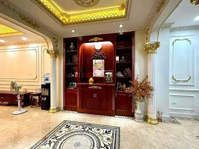 Giảm 1 Tỷ Bán Gấp Nhà 5 Tầng Dân Xây Giang Biên, Dt 100M2 Mt 5M 16.X