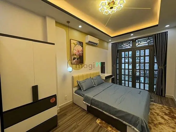 Cho Thuê Nhà Mặt Tiền Nhiêu Tứ - Phú Nhuận