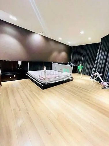 Cho Thuê Nhà Mặt Tiền Khu Lê Văn Duyệt - Bình Thạnh - Ngang 6 - Lề Đườ