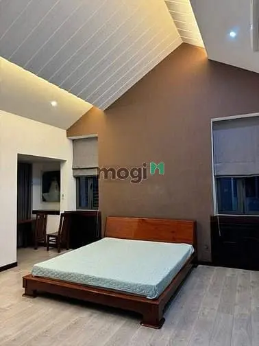 🔥 💥Cho Thuê Biệt Thự Mặt Tiền Đường Số 5, Kdc Sadeco - Rộng Rãi