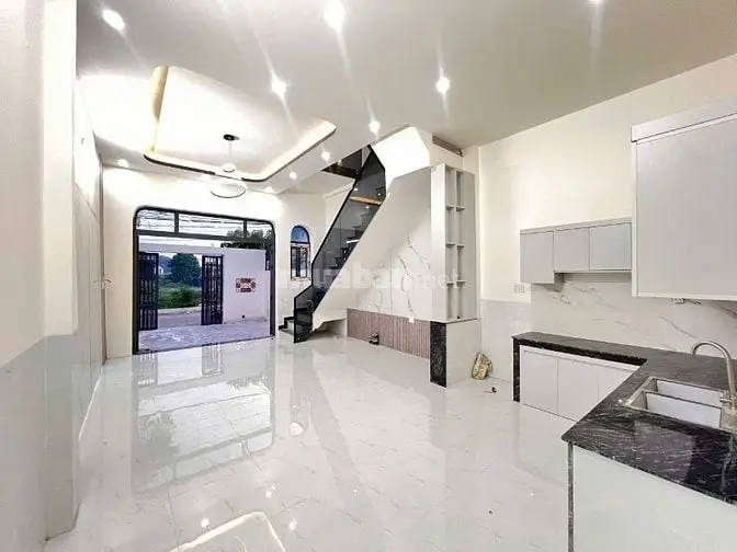 Mất Ít Được Nhiều Với Nhà Lầu Chỉ 600 Triệu Nằm Ngay Trung Tâm