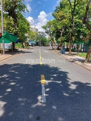 Bán Đất Tại Cát Lái.quận 2. Gần Cụm Trường Học Các Cấp.dt 7.7X20M.
