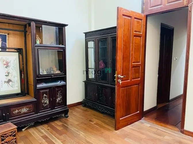 Cho Thuê Nhà Mặt Phố Trần Cung 75M X5T Thang Máy