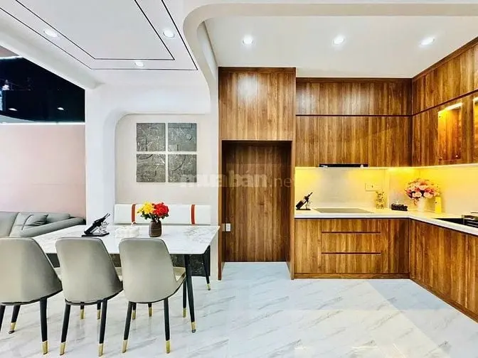 Chính Chủ Bán Nhà Đẹp Mới Xây Đúc 1Lầu 3Pn Hẻm Xe Hơi Vô Nhà
