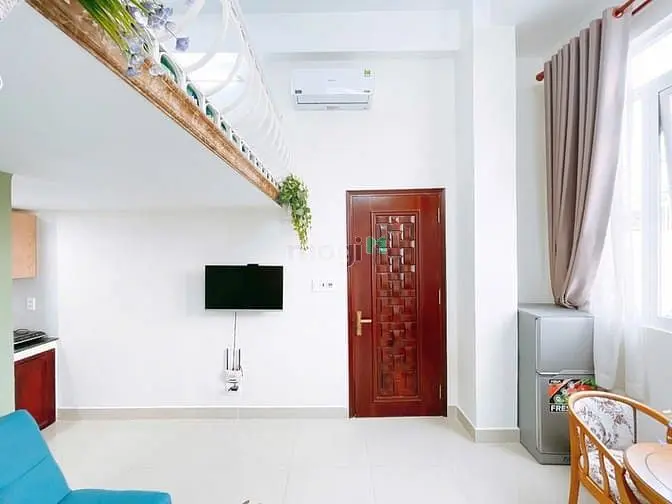 Chdv Cửa Sổ Lớn Thang Máy Giờ Giấc Tự Do. Camera An Ninh Ở 3-4 Ngươi