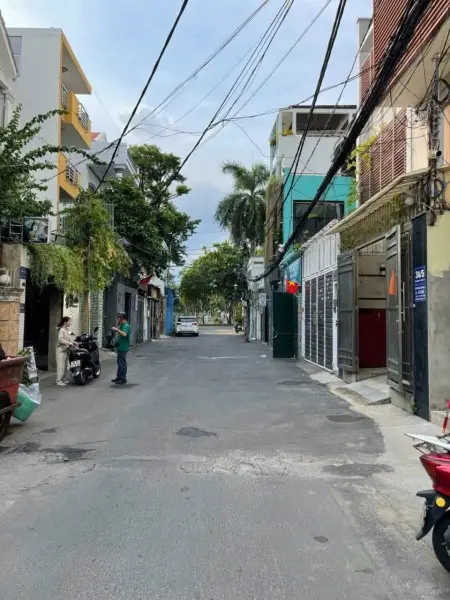 Cho Thuê Phòng Cửa Sổ Trần Khánh Dư Quận 1 Gần Hoàng Sa, Chợ Tân Định, Phan Xích Long, Đh Kiến Trúc