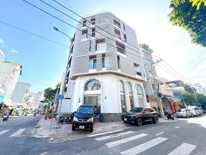 Chính Chủ Cho Thuê Góc 2 Mặt Tiền Nguyễn Xuân Khoát 6.5X16M Vị Trí Đẹp