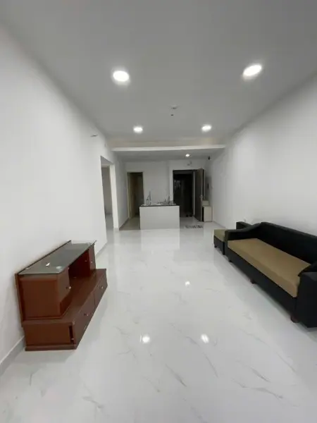 Căn Hộ Ruby Ở P.15, Tân Bình: 2P Ngủ, 2Wc, Rộng 70M2 Giá 8,5Tr