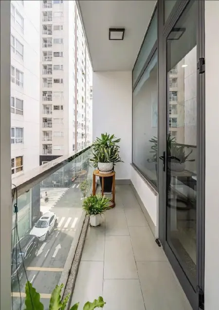 Studio Ban Công Rộng 40M2 Cách Lotte 1Km