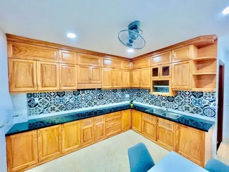Cho Thuê Nhà Nc Hẻm Tỉnh Lộ 10, Qbình Tân. 4X20M. 1Trệt 4 Lầu. 7Pn 8Wc. 15Triệu/Tháng. Có Thang Máy.