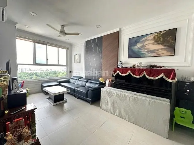 Bán Gấp Căn Hộ Garden Gate-Hoàng Minh Giám,Phú Nhuận. 75M2 Giá 2Tỷ250