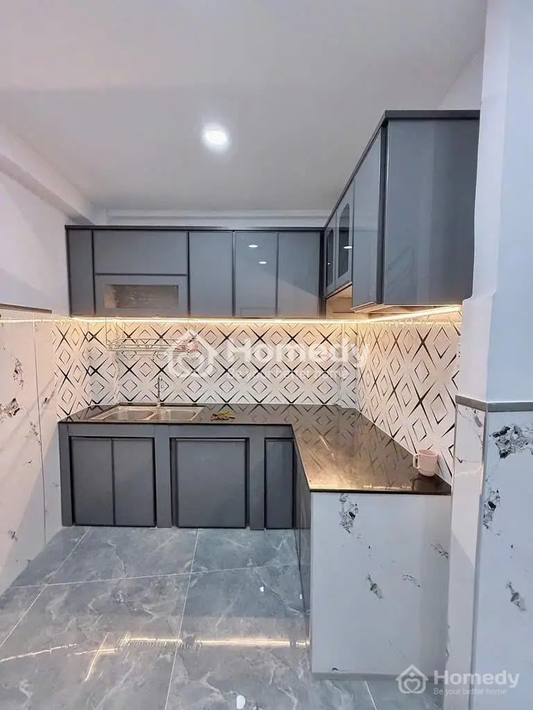 Giá Tốt Nhất Thị Trường Tân Bình! Bán Gấp Nhà Đường Trần Thánh Tông.