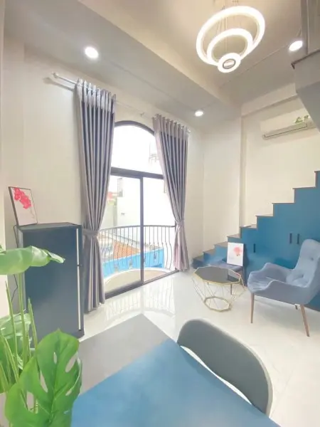 Căn Hộ Tách Bếp Có Ban Công Full Nội Thất Ngay Trung Tâm Tân Bình