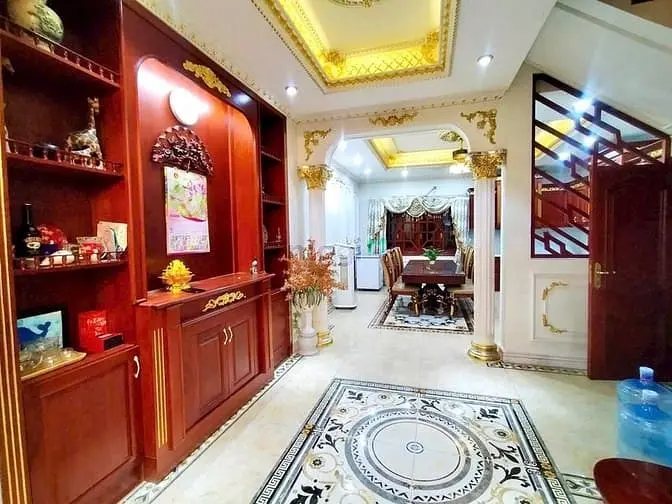 Giảm 1 Tỷ Bán Gấp Nhà 5 Tầng Dân Xây Phố Giang Biên, Dt 100M2 - 16.X