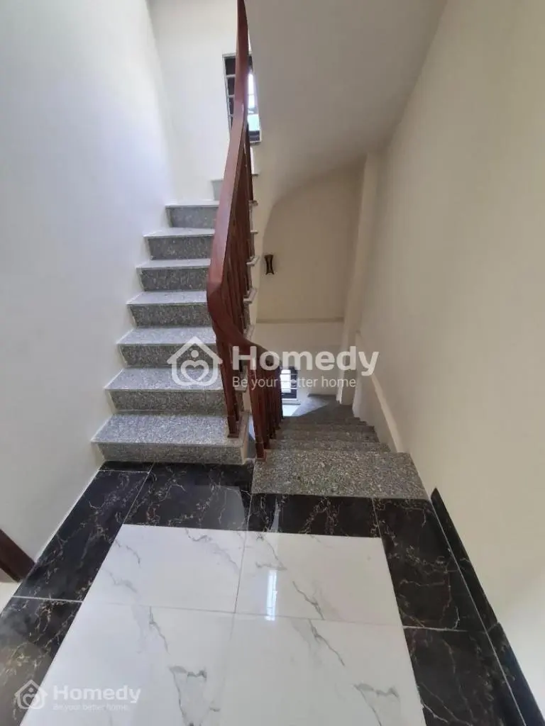 Bán Nhà Mặt Phố Phường Vĩnh Hưng Ôtô 7 Chỗ Thông Phi Như Bay
