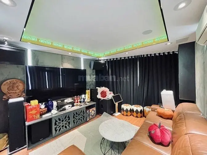 Khu Vip Nguyễn Văn Đậu!!! 4 Lầu Cao Cấp Hẻm Xe Hơi 6M