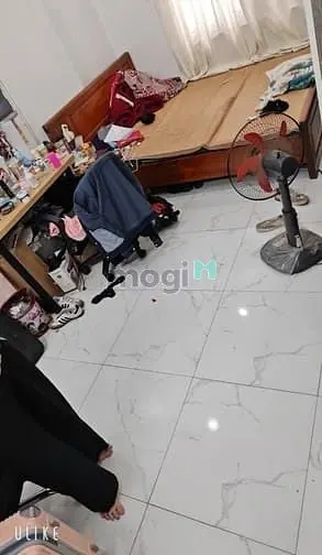Bán Nhà Phố Nguyễn Văn Cừ 30M²- 4 Tầng- Giá H.iếm, Ô Tô, Ngõ Thông