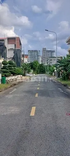 Bán Đất Khu Thế Kỷ 21.Quận 2.Đối Diện Công Viên.dt 8X20M.giá 145 Tr/M2