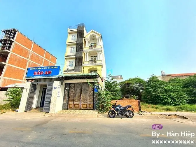 Bán Đất Mặt Tiền Võ Văn Hát , Long Trường ,Q9 - Dt: 97M2 Giá 6 Tỷ 500