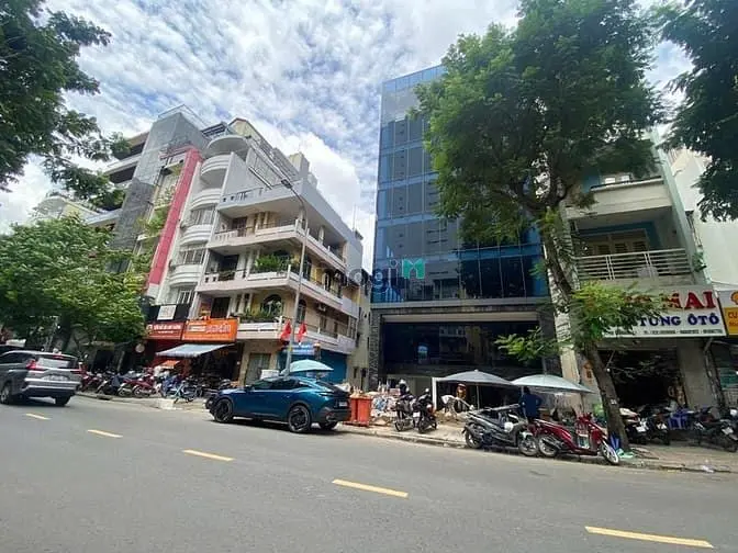 Cho Thuê Nhà Mặt Tiền Phó Đức Chính, Phường Nguyễn Thái Bình, Quận 1
