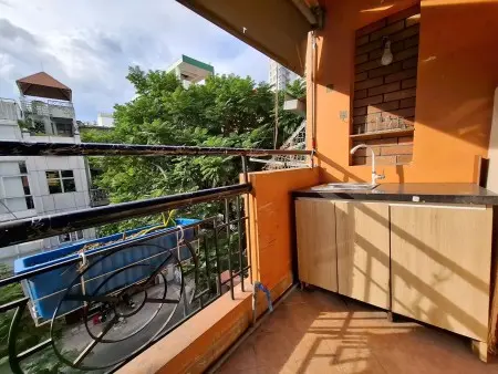 Cho Thuê Trọ Ban Công Giá Mềm Gần Đại Học Kinh Tế (Ueh), Đại Học Kiến Trúc