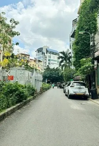 Chính Chủ Bán Nhà Mặt Phố Đặng Thùy Trâm – Phường Dịch Vọng Hậu -