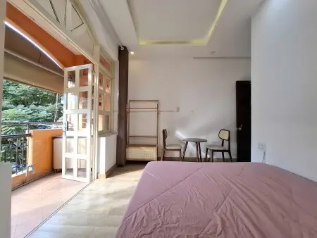 Cho Thuê Trọ Ban Công Giá Mềm Gần Đại Học Kinh Tế (Ueh), Đại Học Kiến Trúc