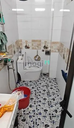 Bán Nhà Phố Nguyễn Văn Cừ 30M²- 4 Tầng- Giá H.iếm, Ô Tô, Ngõ Thông