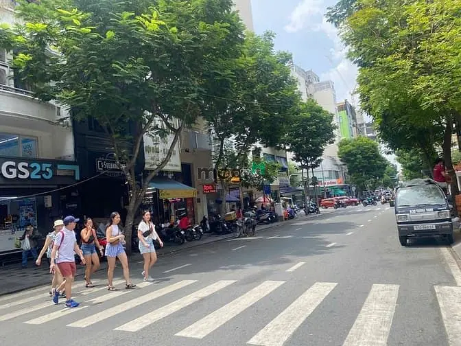 Cho Thuê Nhà Mặt Tiền Trương Định, Phường Bến Thành, Quận 1, Hồ