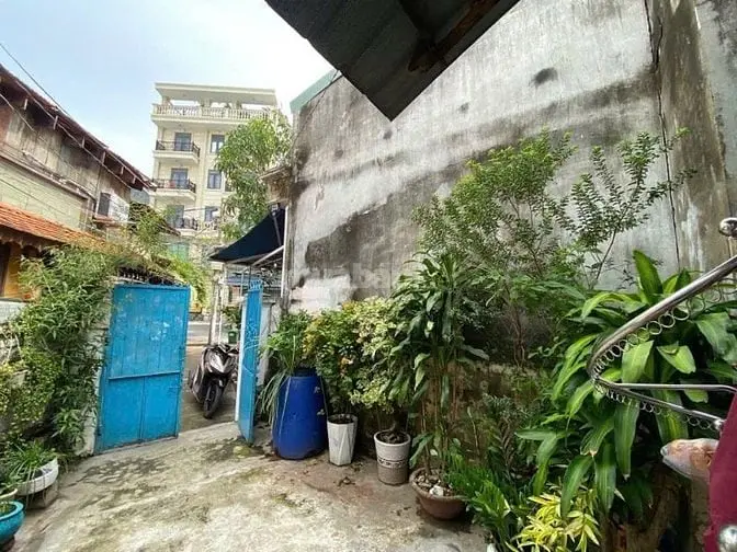 Đường 49, Nhà Cũ Diện Tích Lớn 8,5X16M.