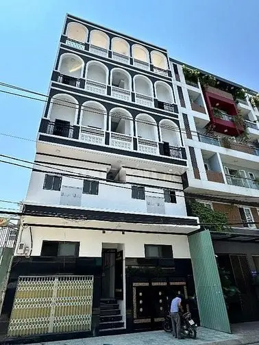 Căn Hộ Có Dòng Tiền Siêu Khủng 140 Tr/ Th. Dt: 8.7X32M.