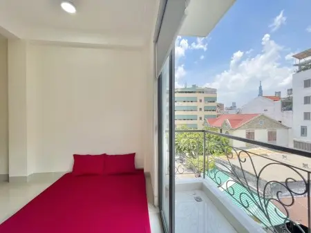 Phòng Mới Xây Full Tiên Nghi - Ngay Công Viên Lê Thị Riêng