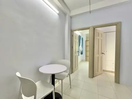 [Q8] Cho Thuê Chdv 2 Phòng Ngủ, Full Nt, Có Cửa Sổ Trời, Tách Bếp Ngay Parc Mall Quận 8