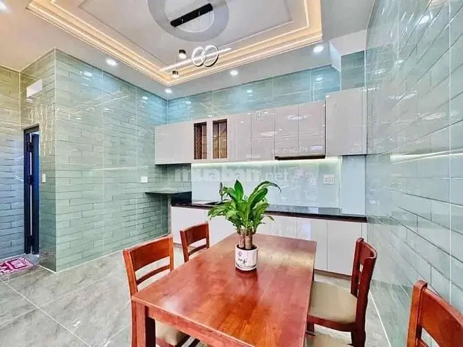 Bán Ngộp Căn Q9 65M2 Giá 4Ty Tl,Hem Oto6M Có Shr Sang Tên Ngay