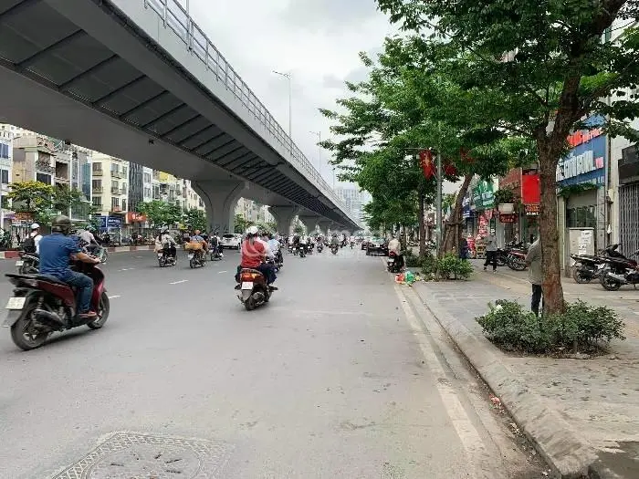 Bán Mặt Phố Minh Khai - Vỉa Hè Siêu Rộng - 2 Thoáng - Kinh Doanh Các Loại Hình - 425M - 155 Tỷ