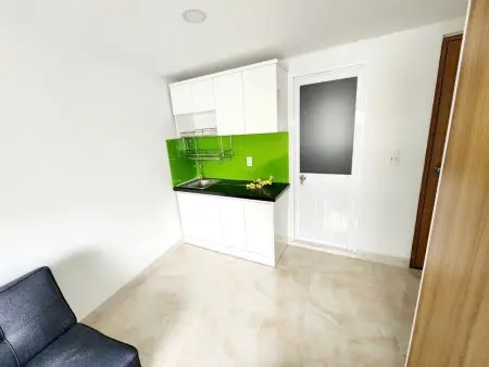 Nhà Thang Máy Hầm Xengay Học Viện Cán Bộrộng 30M2