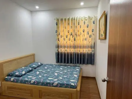 Chung Cư Miếu Nổi, Vũ Huy Tân, Bt: 72M2, 2P Ngủ Có Ban Công, 11Tr5