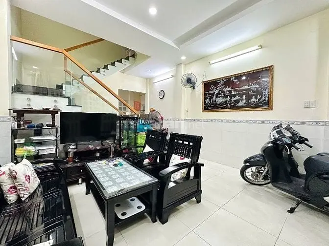 ⭐️Nhà 3 Lầu Dt:4,5X10M Cao Cấp Hẻm Cô Bắc, P1, Q.phú Nhuận.