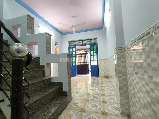 Vip Nhất Thị Trấn Hóc Môn Nhà 2 Tầng 3Pn 2Wc – Dtsd 100M2