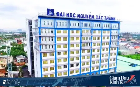 Căn Hộ Dịch Vụ Cao Cấp - Đường An Phú Đông 12, Q.12