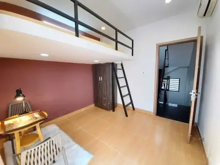 Cho Thuê Duplex Có Ban Công - Full Nội Thất - Không Giới Hạn Người Ở Ngay Học Viện Hàng Không Tb