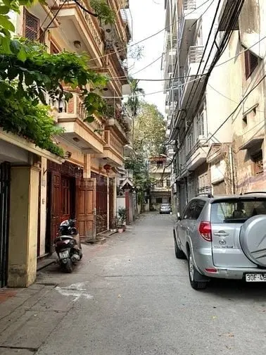 Bán Nhà Cầu Giấy - Phân Lô, Ôtô Tránh, Kinh Doanh - 54M2 - 16,3 Tỷ.
