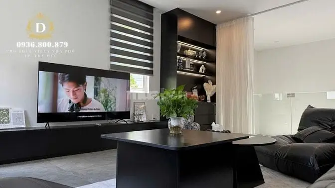 🏠 Cho Thuê Biệt Thự Sân Vườn, Hồ Bơi, 4 Tầng, 5Pn, Full Nội Thất
