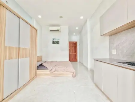 Cho Thuê Căn Hộ Studio 30M2 – Full Nội Thất – Ban Công / Máy Giặt Riêng– Khu Etown, Tân Bình