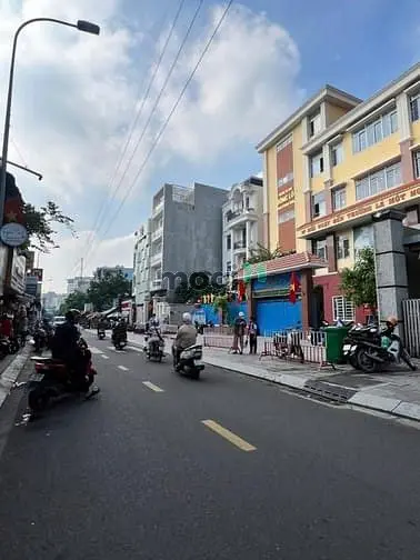 Siêu Phẩm 95 Tỷ! Bán Tòa Nhà Mt Phan Xích Long, Q.pn – 9X29M - 4 Tầng