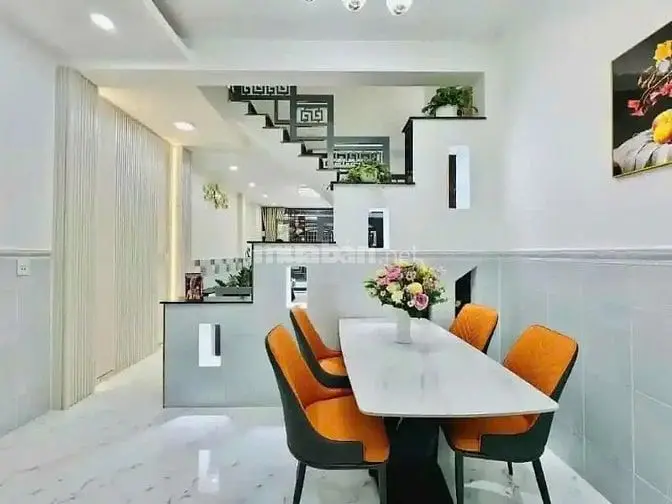 Bán Nhà Ngộp Thủ Đức 44M2 3Ty450Tl, Hẻm Oto6M Có Shr Sang Tên