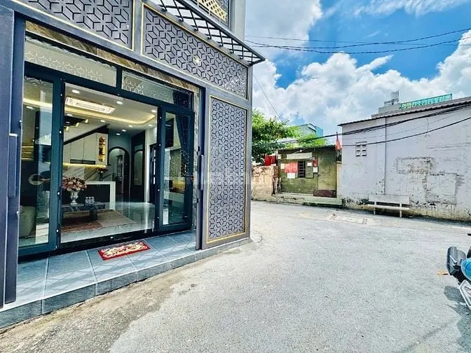 Chính Chủ Bán Nhà Giá Rẻ 477/Thống Nhất Hẻm Xe Hơi Full Nội Thất